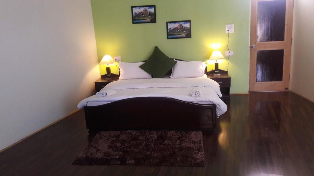 Hotel Mandalchan Лех Экстерьер фото