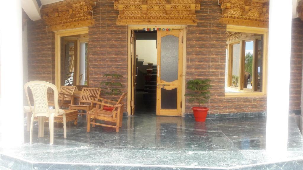 Hotel Mandalchan Лех Экстерьер фото